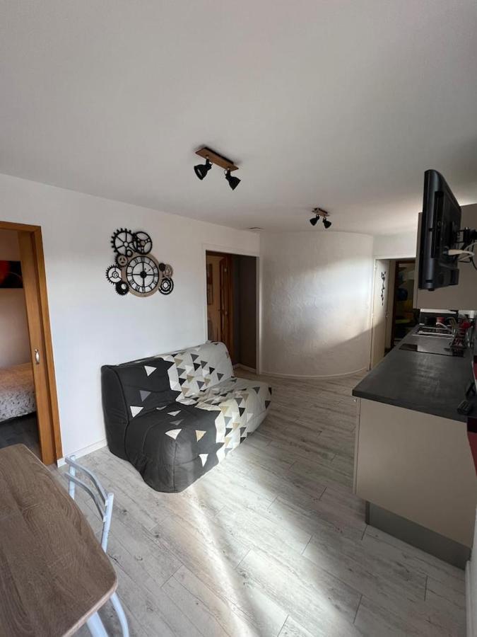 Charmant Appartement Calme Et Lumineux Chateauvieux  Exteriör bild